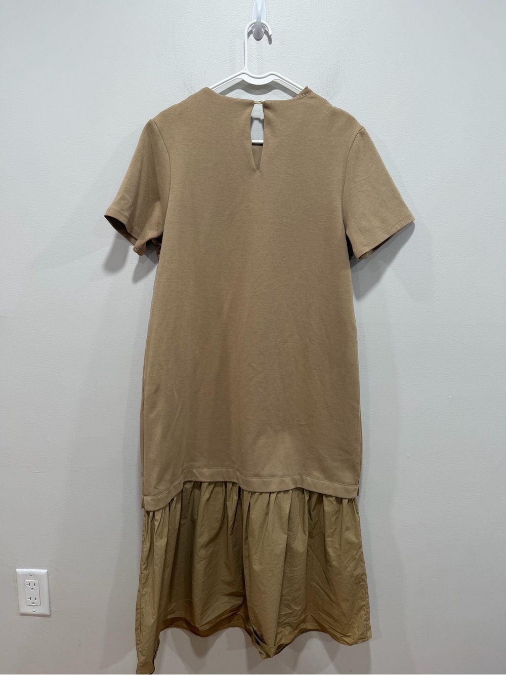 English Factory Beige Mixed Media Midi Minimalist Tiered Hem Dress Size Large - Picture 5 of 8